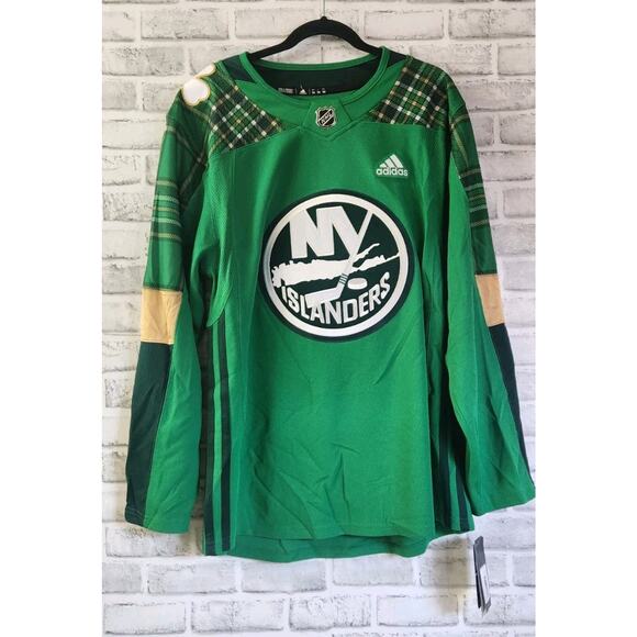 Adidas New York Islanders St Patrick’s Day Hockey Jersey Size 50 New - Picture 1 of 7